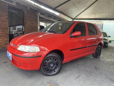 FIAT - PALIO - 2005/2005 - Vermelha - R$ 18.900,00