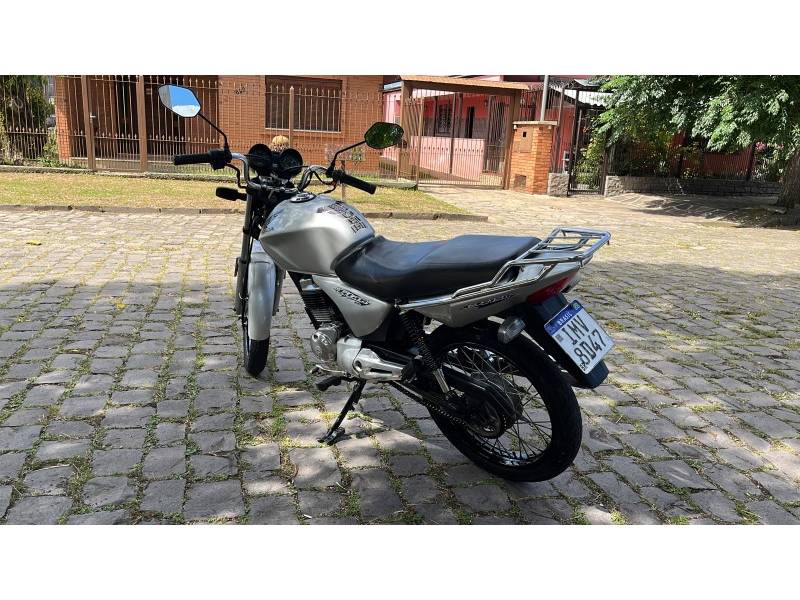 HONDA - CG 150 - 2006/2006 - Prata - R$ 9.500,00