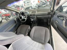 CHEVROLET - CORSA - 1997/1998 - Branca - R$ 13.900,00