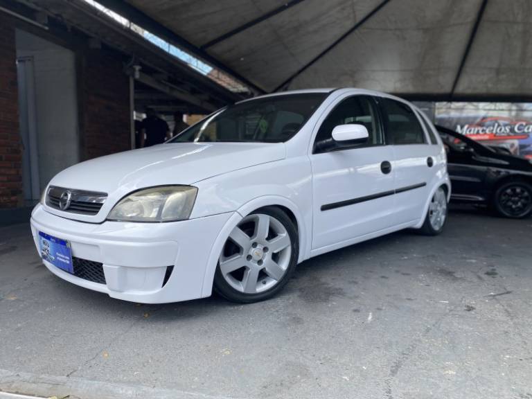 CHEVROLET - CORSA - 2007/2008 - Branca - R$ 24.900,00