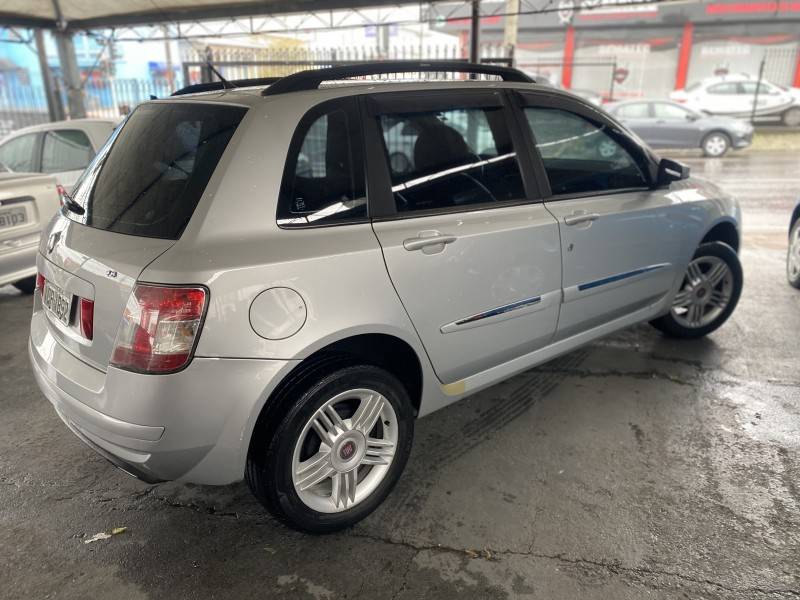 FIAT - STILO - 2009/2009 - Prata - R$ 29.900,00