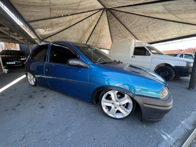 CHEVROLET - CORSA - 1996/1996 - Azul - R$ 16.900,00
