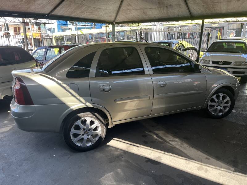 CHEVROLET - CORSA - 2009/2009 - Cinza - R$ 29.900,00