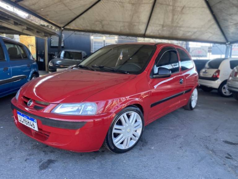 CHEVROLET - CELTA - 2004/2004 - Vermelha - R$ 18.500,00
