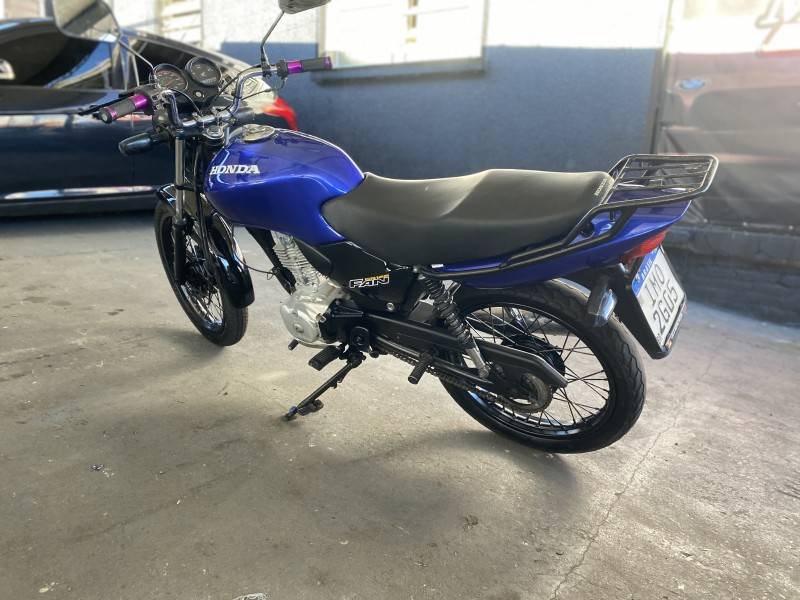 HONDA - CG 125 - 2005/2005 - Azul - R$ 7.900,00