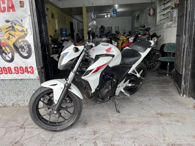 HONDA - CB 500F - 2014/2014 - Branca - R$ 26.500,00