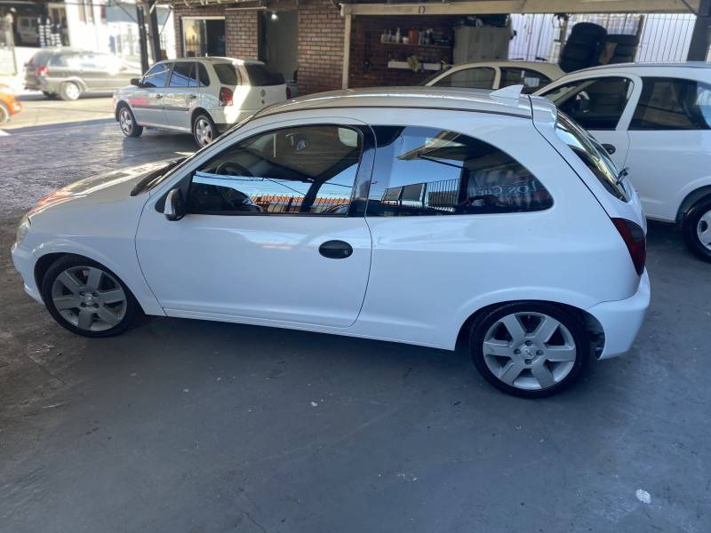 CHEVROLET - CELTA - 2012/2013 - Branca - R$ 21.500,00