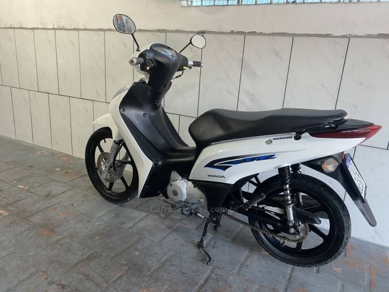 HONDA - BIZ 125 - 2014/2014 - Branca - R$ 12.300,00