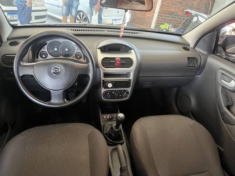 CHEVROLET - CORSA - 2009/2009 - Cinza - R$ 29.900,00