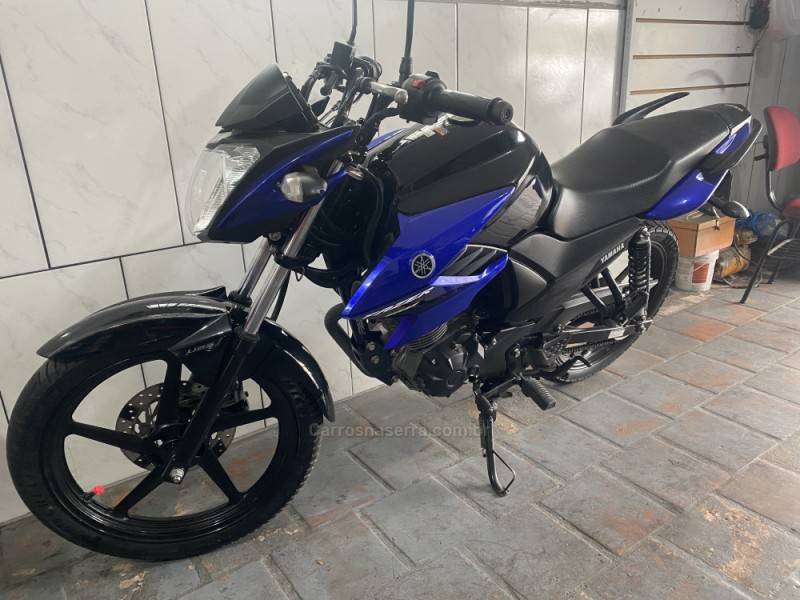 YAMAHA - FAZER - 2022/2022 - Azul - R$ 16.900,00