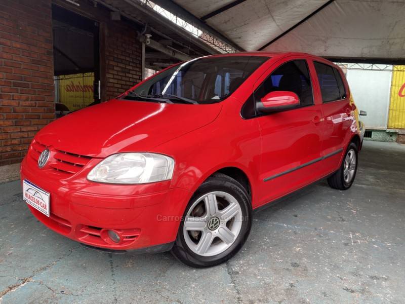 VOLKSWAGEN - FOX - 2004/2004 - Vermelha - R$ 24.900,00