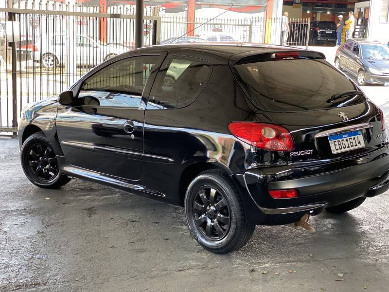 PEUGEOT - 207 - 2009/2009 - Preta - R$ 18.900,00