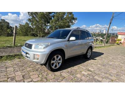 TOYOTA - RAV4 - 2002/2002 - Prata - R$ 35.500,00