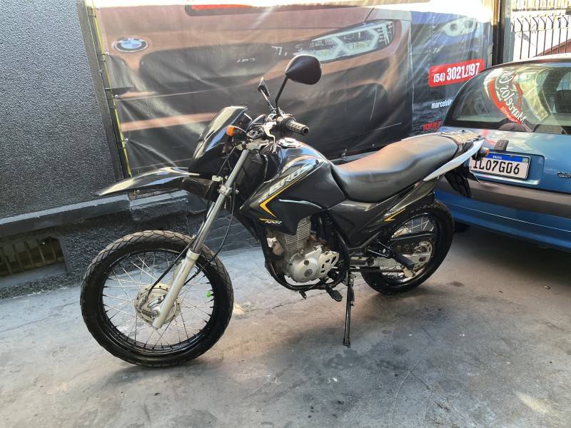 HONDA - NXR 150 - 2011/2012 - Preta - R$ 11.900,00