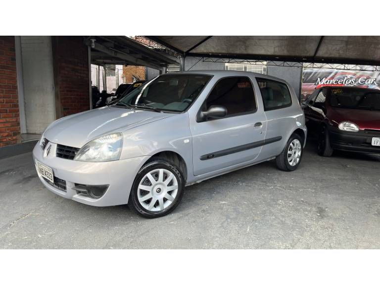 RENAULT - CLIO - 2006/2006 - Bege - R$ 16.900,00