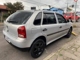 VOLKSWAGEN - GOL - 2006/2006 - Prata - R$ 19.000,00