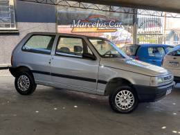 FIAT - UNO - 2003/2004 - Prata - R$ 13.900,00