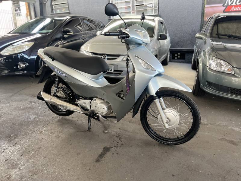 HONDA - BIZ 125 - 2007/2007 - Prata - R$ 8.900,00