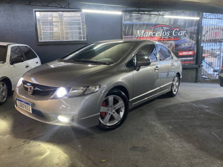 HONDA - CIVIC - 2009/2010 - Cinza - R$ 49.900,00