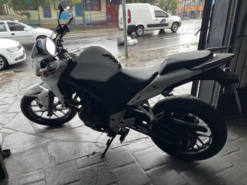 HONDA - CB 500F - 2014/2014 - Branca - R$ 26.500,00