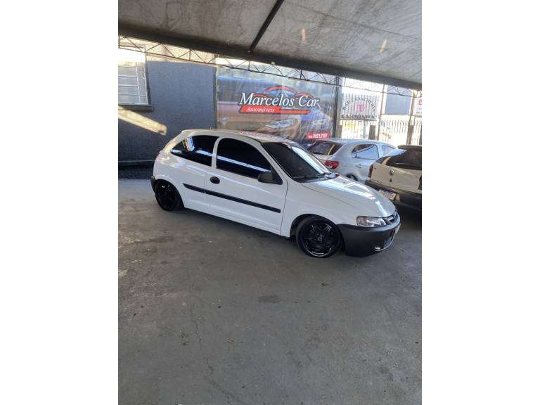 CHEVROLET - CELTA - 2001/2001 - Branca - R$ 17.900,00