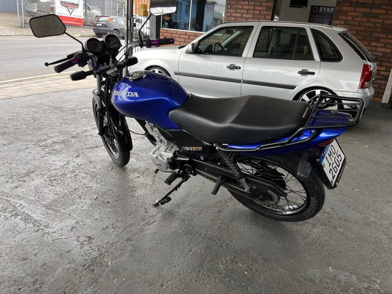 HONDA - CG 125 - 2005/2005 - Azul - R$ 7.900,00
