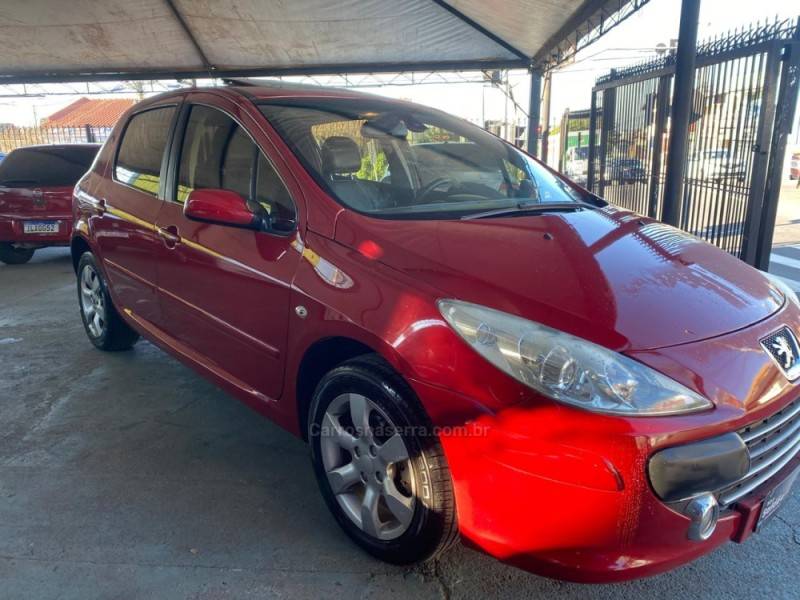 PEUGEOT - 307 - 2011/2011 - Vermelha - R$ 29.900,00