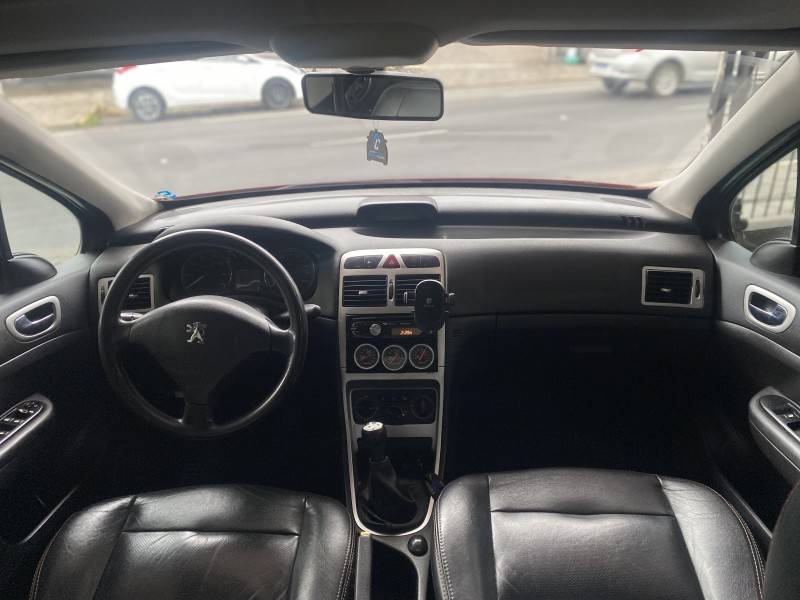 PEUGEOT - 307 - 2009/2009 - Vermelha - R$ 31.900,00
