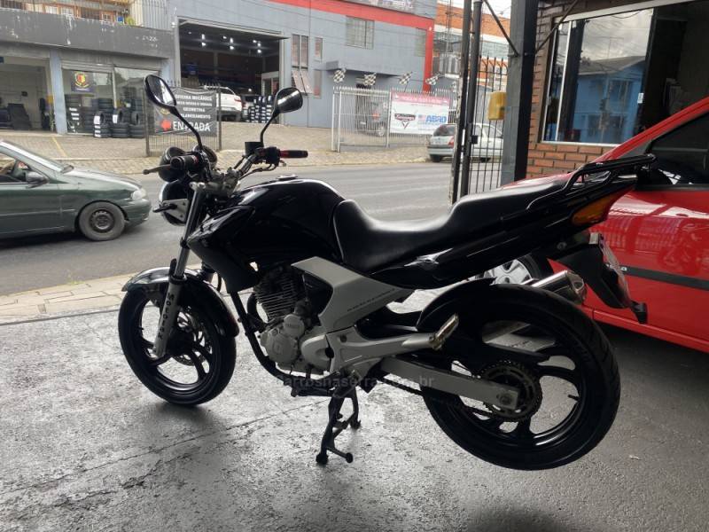 YAMAHA - FAZER - 2008/2008 - Preta - R$ 10.900,00