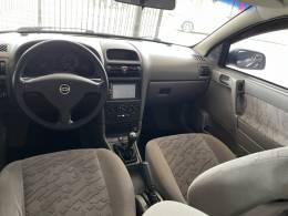 CHEVROLET - ASTRA - 2001/2001 - Vermelha - R$ 20.900,00