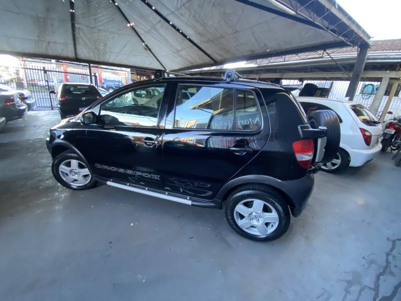 VOLKSWAGEN - CROSSFOX - 2007/2007 - Preta - R$ 32.900,00