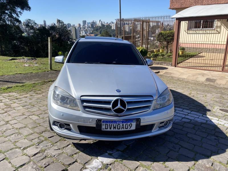 MERCEDES-BENZ - C 200 K - 2010/2010 - Prata - R$ 63.900,00