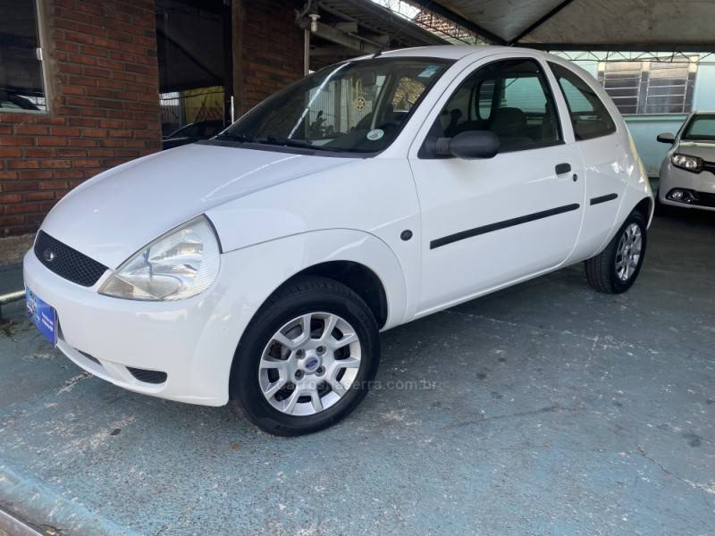 FORD - KA - 2005/2005 - Branca - R$ 16.500,00