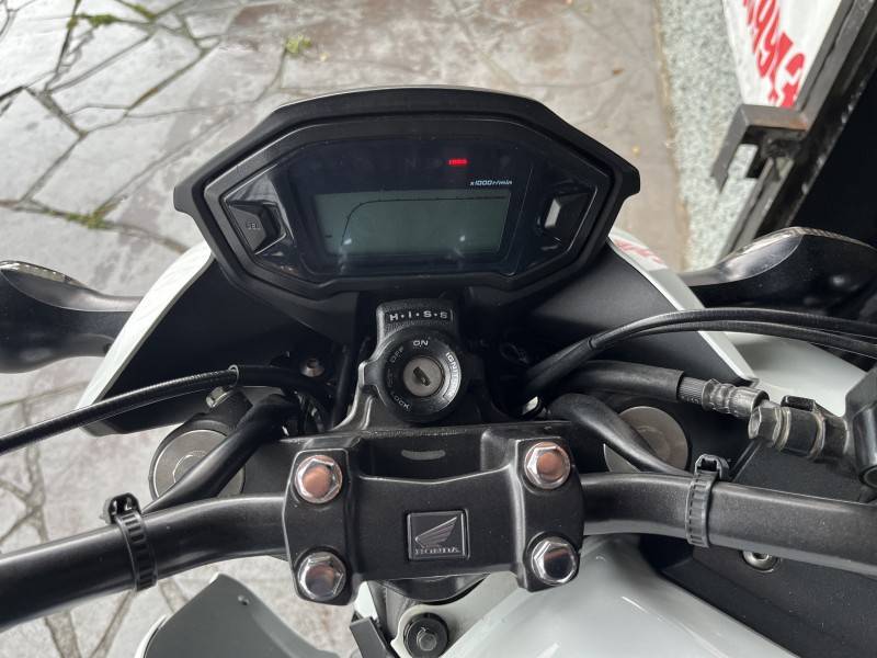 HONDA - CB 500F - 2014/2014 - Branca - R$ 26.500,00