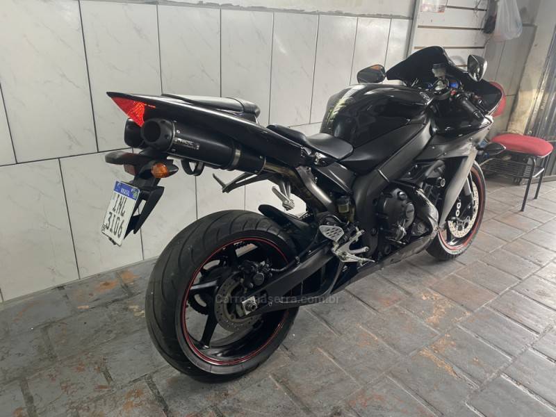 YAMAHA - YZF - 2006/2006 - Preta - R$ 33.900,00