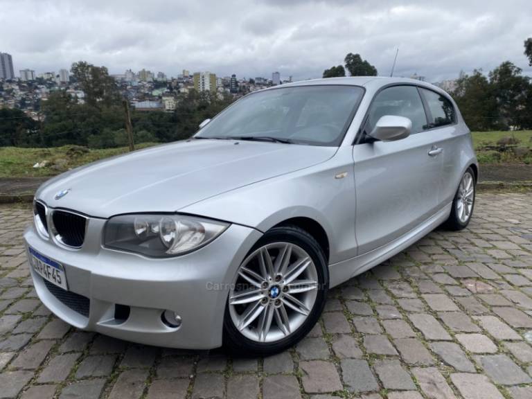 BMW - 118I - 2011/2011 - Prata - R$ 56.900,00