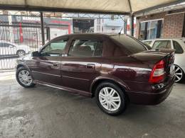 CHEVROLET - ASTRA - 2001/2001 - Vermelha - R$ 20.900,00