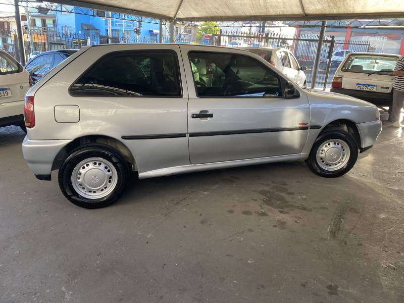 VOLKSWAGEN - GOL - 1998/1998 - Prata - R$ 13.900,00